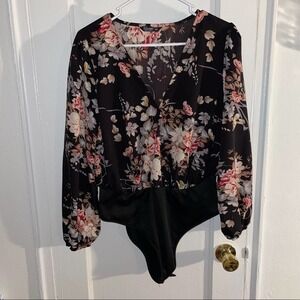 SHEIN Floral Long Sleeve Bodysuit